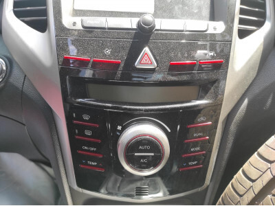 MANDO CALEFACCIÓN SSANGYONG TIVOLI 2018