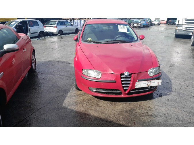 PILOTO TRASERO CENTRAL ALFA ROMEO 147 2001