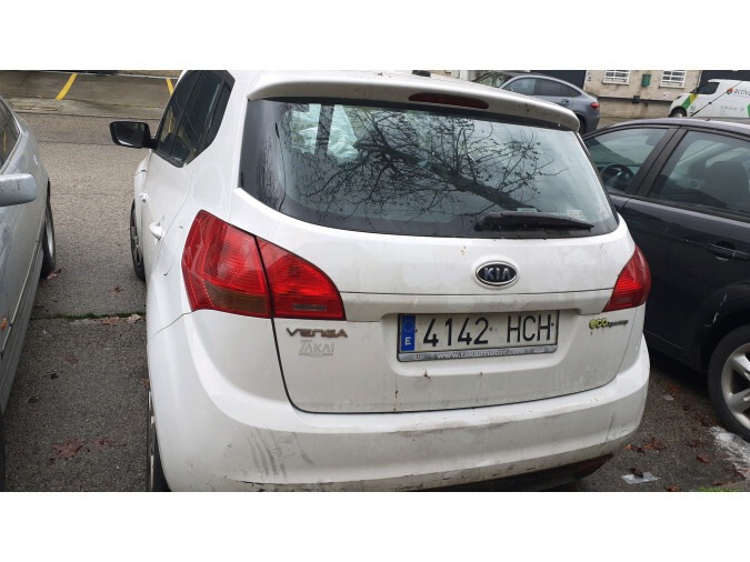 CERRADURA PORTÓN TRASERO KIA VENGA 2011