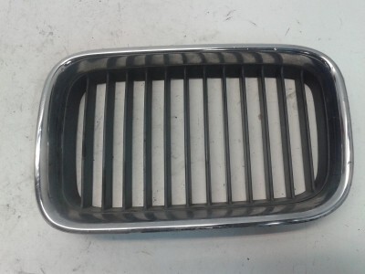 REJILLA SO BMW SERIE 3 1995