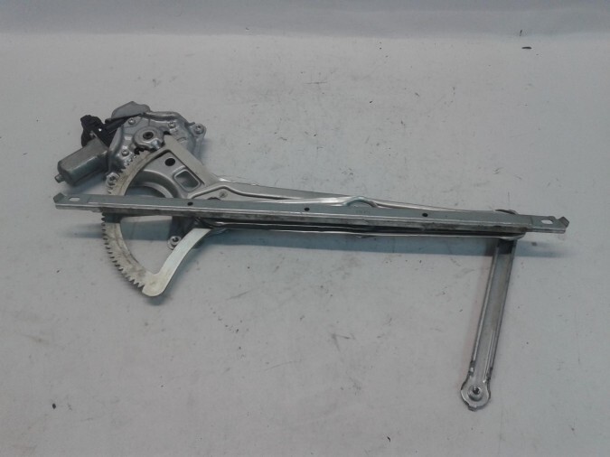 ELEVALUNAS DELANTERO DERECHO BMW SERIE 3 2011