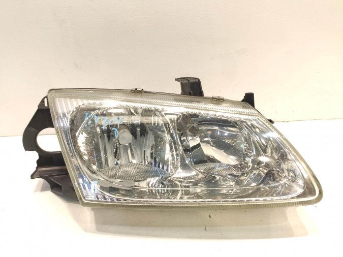 FARO DELANTERO DERECHO NISSAN ALMERA 2001