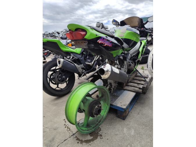 DESPIECE KAWASAKI ZX6R