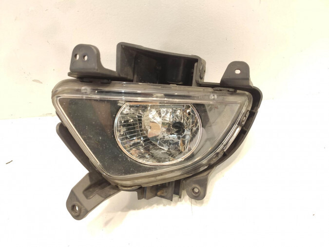 FARO ANTINIEBLA DELANTERO IZQUIERDO HYUNDAI I30 2011
