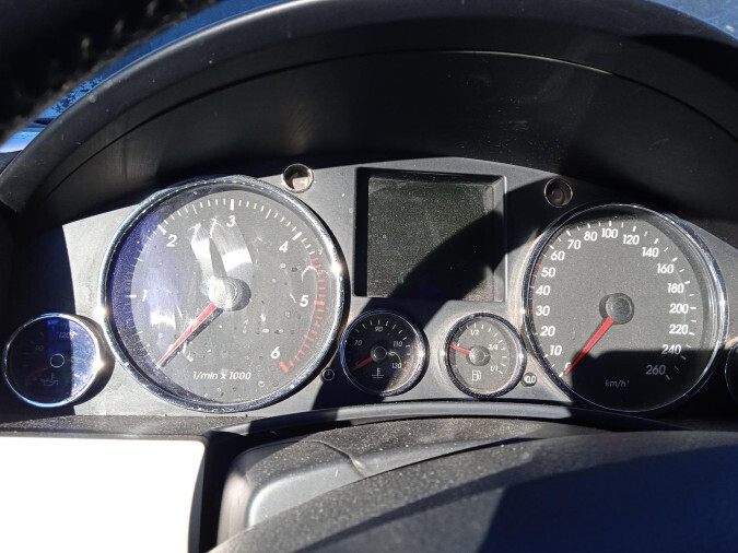 CUADRO INSTRUMENTOS VOLKSWAGEN TOUAREG 2005