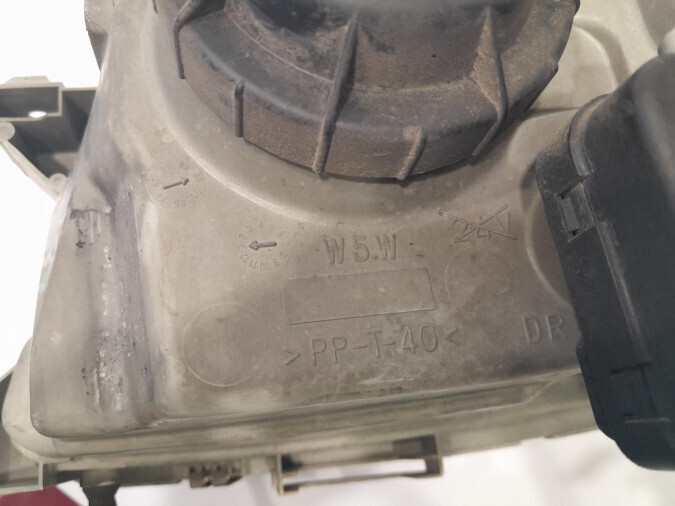 FARO DELANTERO DERECHO PEUGEOT 306 2000