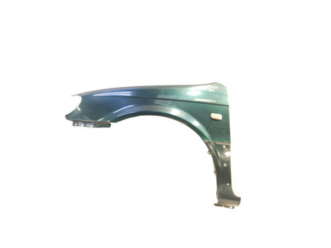 ALETA DELANTERA IZQUIERDA KIA CARNIVAL VERDE 2003