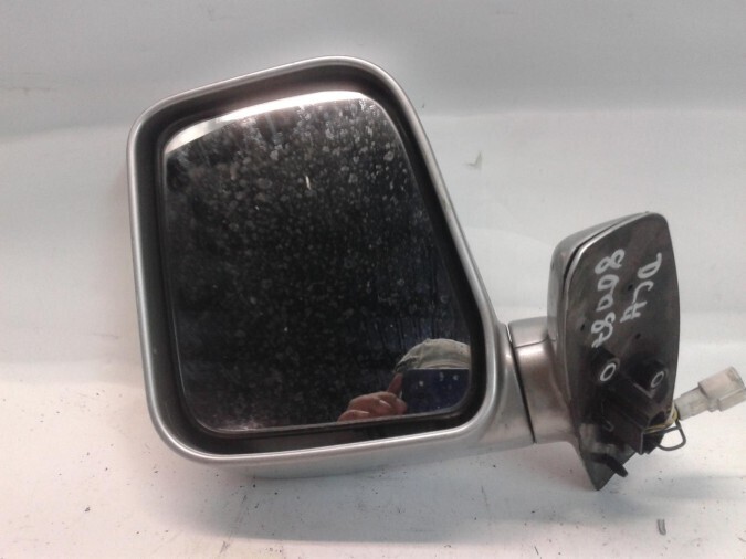 RETROVISOR IZQUIERDO MITSUBISHI SPACE WAGON PLATA 2004