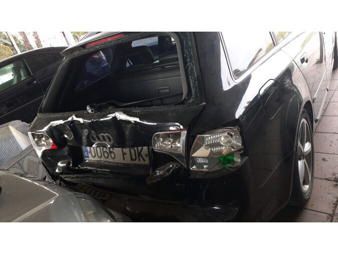 CONCHA PASE RUE.DL.D AUDI A4 2006