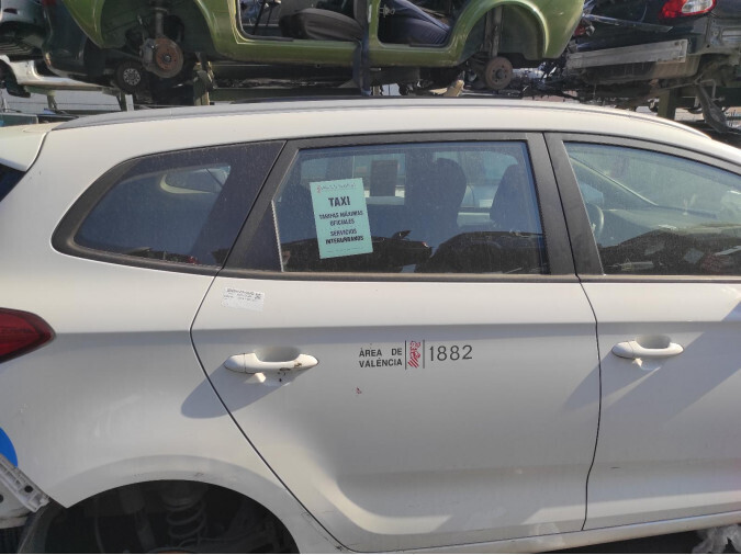 ELEVALUNAS TRASERO DERECHO KIA CARENS 2014