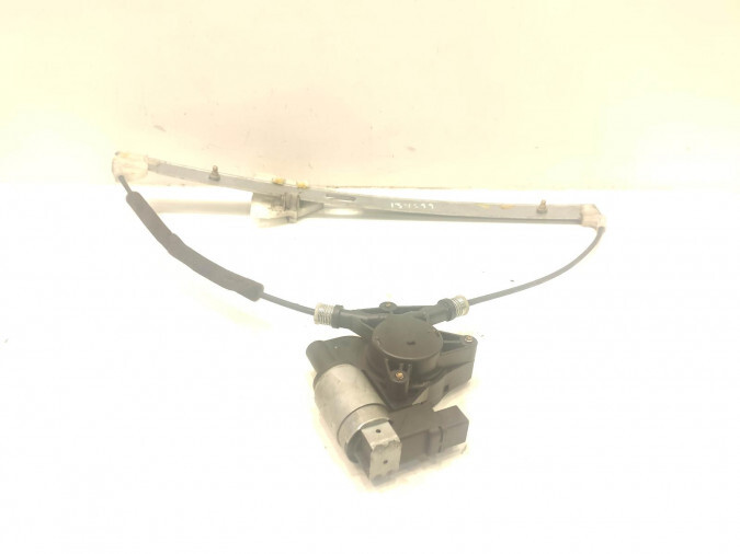 ELEVALUNAS DELANTERO DERECHO MAZDA 5 2006