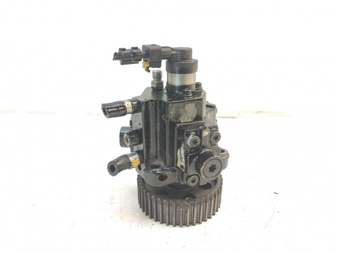 BOMBA INYECCIÓN OPEL ZAFIRA 2005