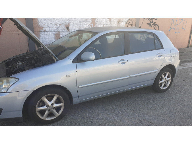 Autorradio TOYOTA COROLLA 2005