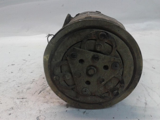 COMPRESOR AIRE ACONDICIONADO NISSAN VANETTE 1997