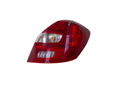 PILOTO TRASERO DERECHO SKODA FABIA 2010