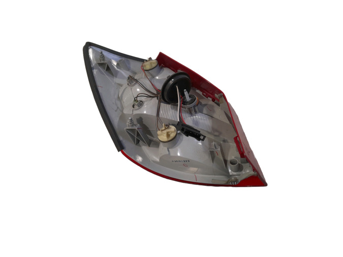 PILOTO TRASERO DERECHO SKODA FABIA 2010