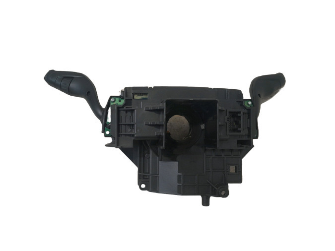 MANDO MULTIFUNCION FORD FOCUS 2015