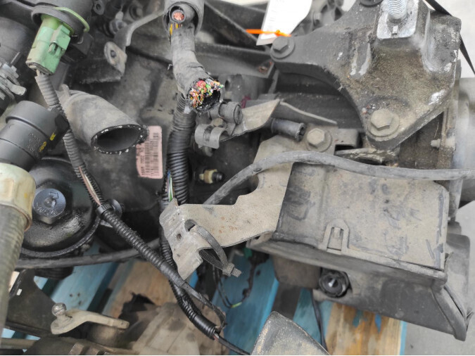 CAJA CAMBIOS FORD FIESTA 2008