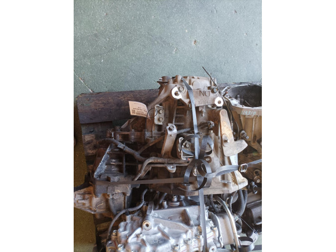CAJA CAMBIOS SEAT IBIZA 2009