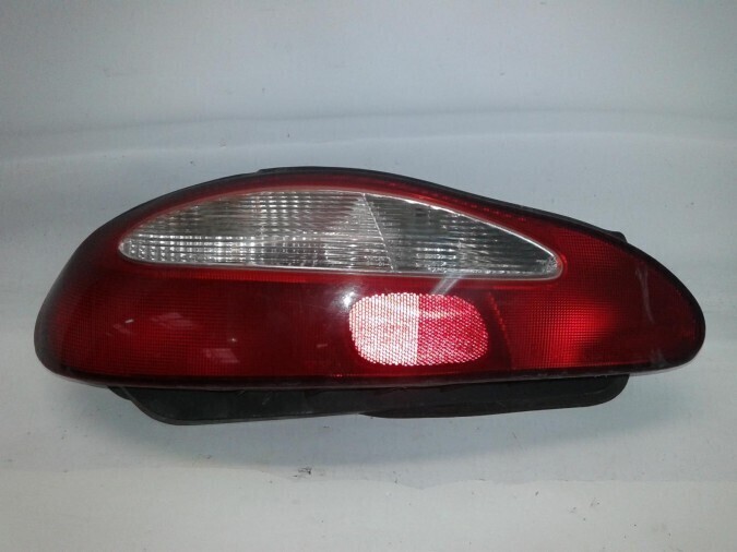 PILOTO TRASERO IZQUIERDO HYUNDAI COUPE 1999