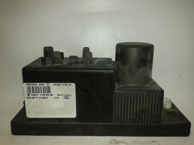 BOMBA DE VACIO CIERRE CENTRALIZADO SO MERCEDES CLASE E 1998
