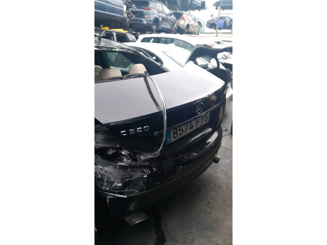 MANGUETA DELANTERA IZQUIERDA MERCEDES C 320 CDI 2007