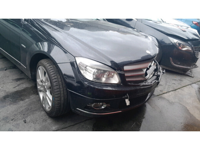 MANGUETA DELANTERA IZQUIERDA MERCEDES C 320 CDI 2007
