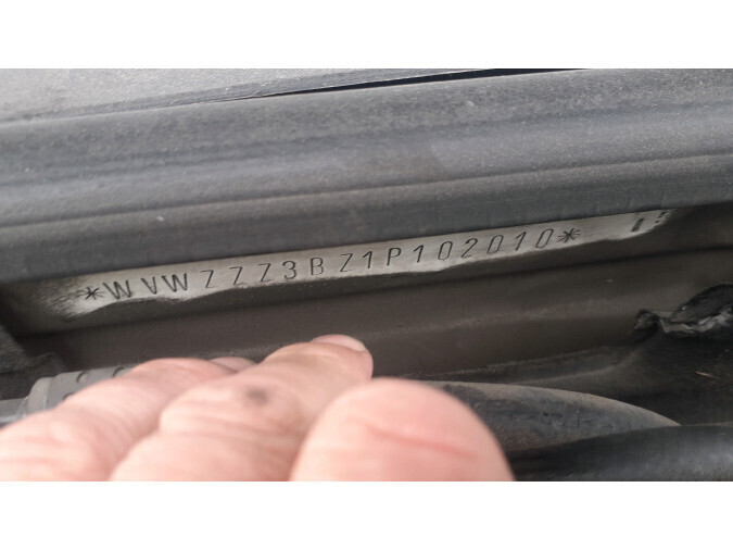 PILOTO TRASERO DERECHO VOLKSWAGEN PASSAT 2001
