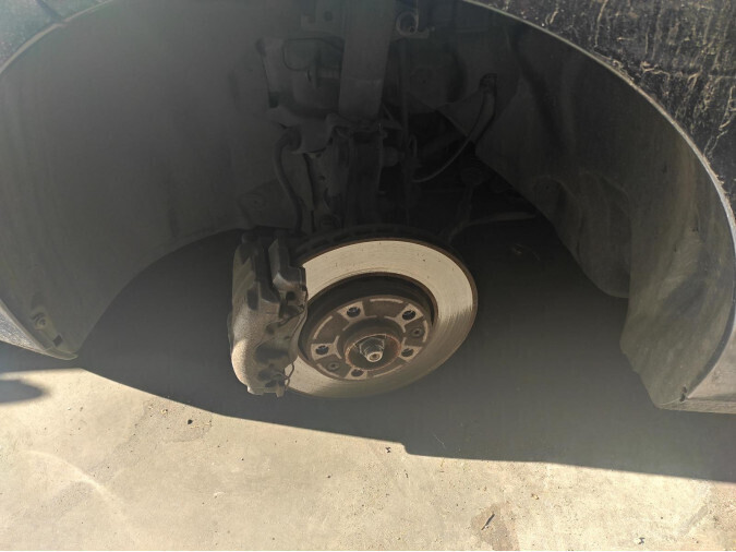 BRAZO SUSPENSION INFERIOR DELANTERO IZQUIERDO RENAULT FLUENCE 2010