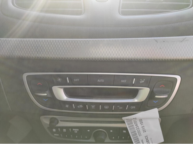 MANDO CALEFACCIÓN RENAULT FLUENCE 2010