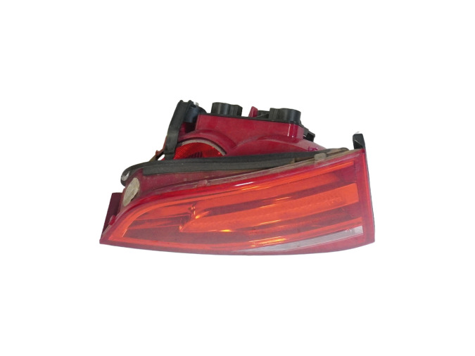 PILOTO TRASERO DERECHO INTERIOR AUDI A4 2008