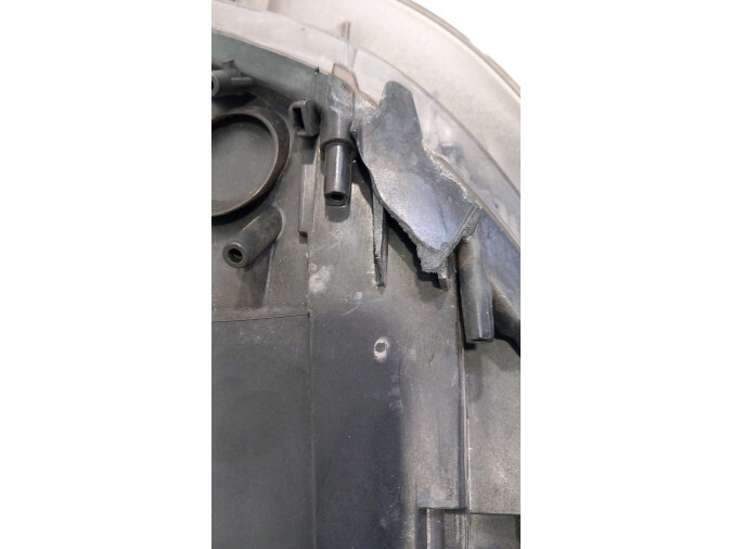 FARO DELANTERO IZQUIERDO BMW 520D 2010