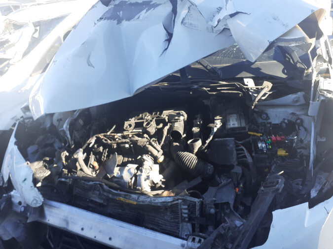 PUERTA TRASERA IZQUIERDA PEUGEOT 3008 BLANCA 2020