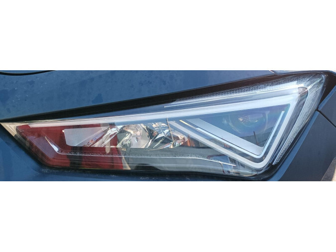 FARO DELANTERO DERECHO RENAULT LEON 2021