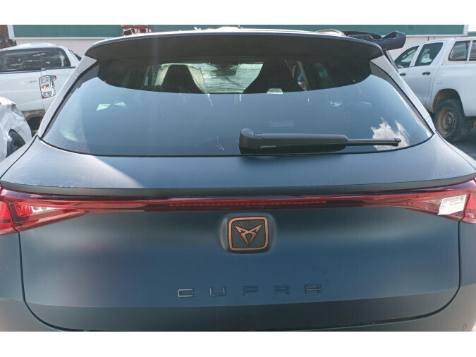 PORTON TRASERO SEAT LEON 2021