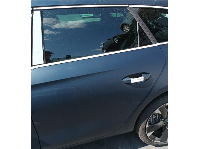 PUERTA TRASERA IZQUIERDA SEAT LEON 2021