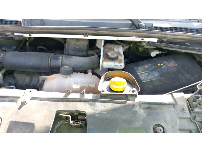 TRANSMISION DELANTERA DERECHA RENAULT TRAFIC 2020