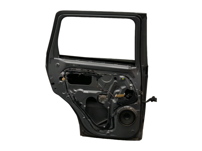 PUERTA TRASERA IZQUIERDA MITSUBISHI OUTLANDER GRIS 2016