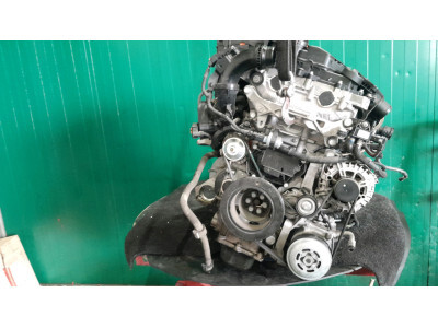 MOTOR CON ACCESORIOS Y CAJA DE CAMBIOS PEUGEOT 2008 2020