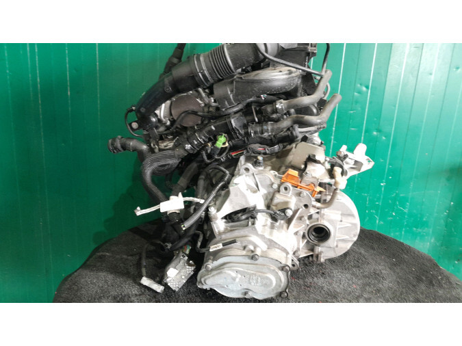 MOTOR CON ACCESORIOS Y CAJA DE CAMBIOS PEUGEOT 2008 2020