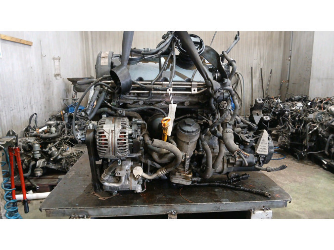 Motor VOLKSWAGEN POLO 2002