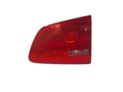 PILOTO TRASERO DERECHO INTERIOR VOLKSWAGEN TOURAN 2013
