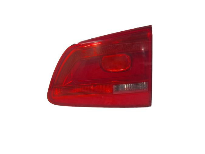 PILOTO TRASERO DERECHO INTERIOR VOLKSWAGEN TOURAN 2013