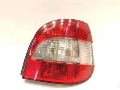 PILOTO TRASERO DERECHO RENAULT SCENIC 2003