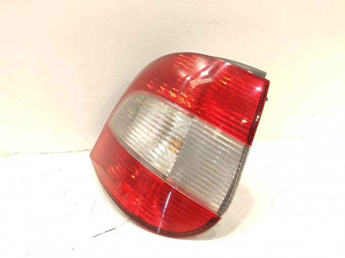PILOTO TRASERO DERECHO RENAULT SCENIC 2003