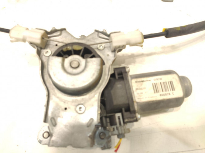 ELEVALUNAS DELANTERO DERECHO NISSAN NOTE 2011