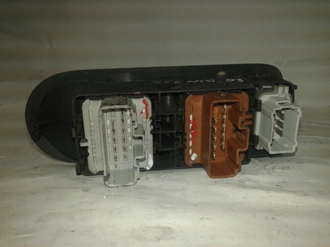 INTERRUPTOR DE LA VENTANA ELECTRICA RENAULT SCENIC 2004
