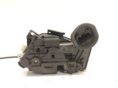 CERRADURA PUERTA TRASERA DERECHA VOLKSWAGEN GOLF 2010