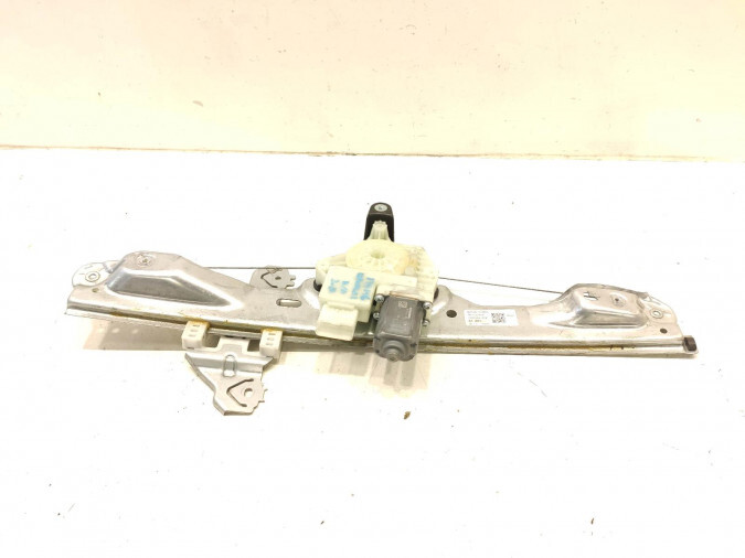 ELEVALUNAS DELANTERO DERECHO NISSAN QASHQAI 2020