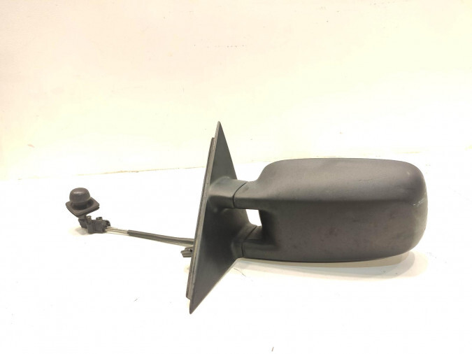 Retrovisor Izquierdo VOLKSWAGEN PASSAT NEGRO SIN PINTAR 1995